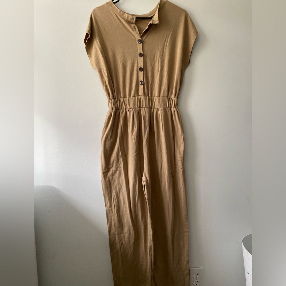 Source Unknown Tan Button-Front Jumpsuit - Picture 2 of 7